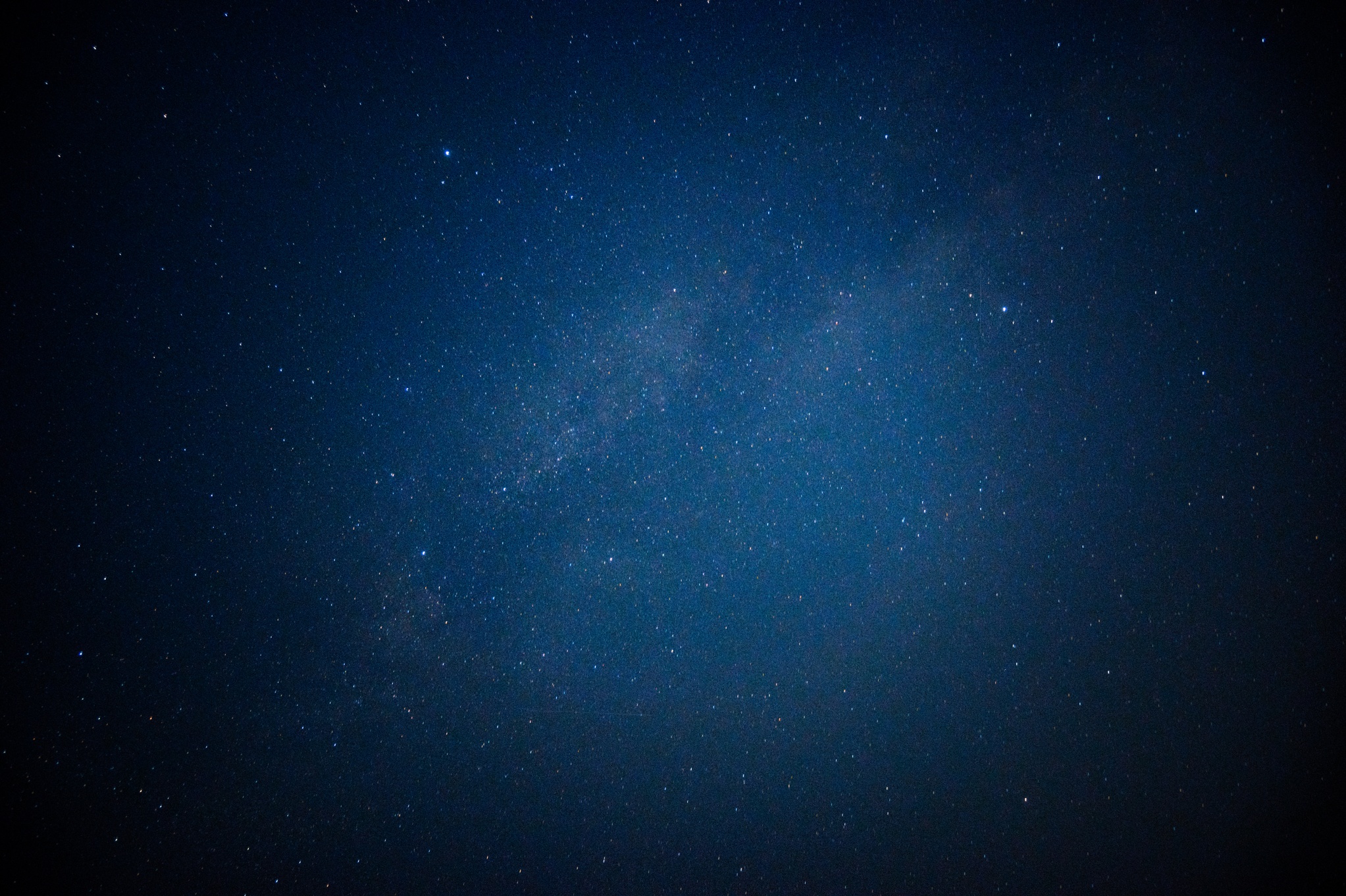 《银河习作第一》f/3.5 ISO320 曝光30S 16mm(等效24mm)